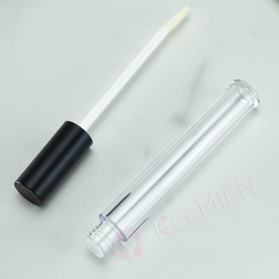 China Custom Makeup Wholesale Lip Gloss Bottle Cosmetic Lip Gloss Tube for sale