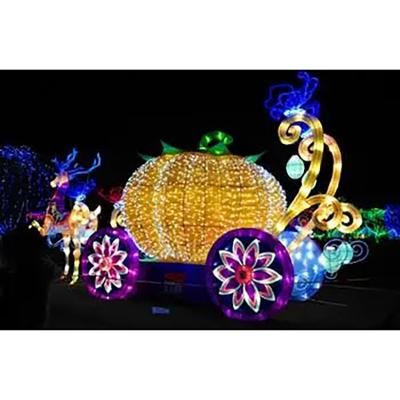 China Santa Claus Christmas Tree Snowman Silk Indoor Outdoor Lantern Carriage Chinese Christmas Lantern for sale