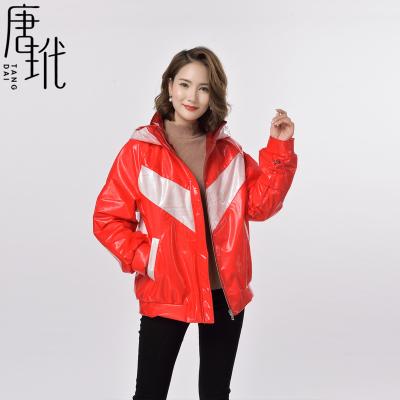 China Anti-wrinkle 2020 fashion news style trend dynasty product concept women's regular style hooded silk down jacket for sale