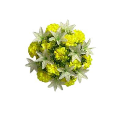 China Wholesale Plastic Condolence Flower Cemetery Decoration Artificial Cheap Funeral Casket Garland Color Can Be Customized for sale