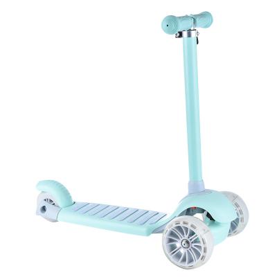 China Children's widening PU flash wheel scooter TPR non-slip handle aluminum alloy pole scooter for sale