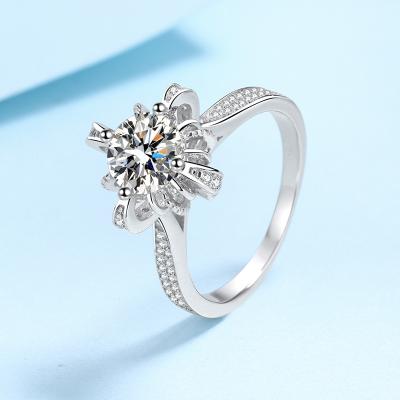 China Customized CLASSIC CZ Jewelry Bridal Ring Engagement Silver 5A Moissanite Logo Elegant Couple Wedding Ring Pt950 Vermail For Women Lover for sale