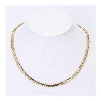 China FASHIONABLE 18K Cuban Gold Necklace Simple Design Precious Saudi Arabian Necklace for sale