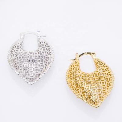 China TRENDY 18K Gold Plated Earrings Women Jewelry Designs Charm Heart Shaped Gold Plated Copper Earrings for sale