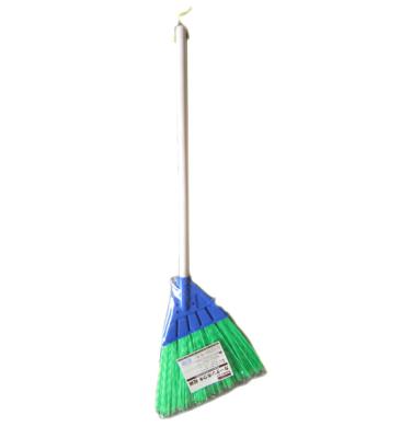 China Sweep Floor Garden Slopes Sweep PP Cleaning Broom Indoor Outdoor PP Sweep Broom With Wooden Material Handle for sale