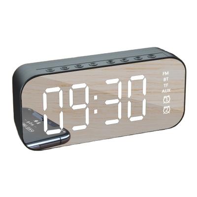 China Waterproof Led Desktop Speakers Radio With Alarm Clock for sale