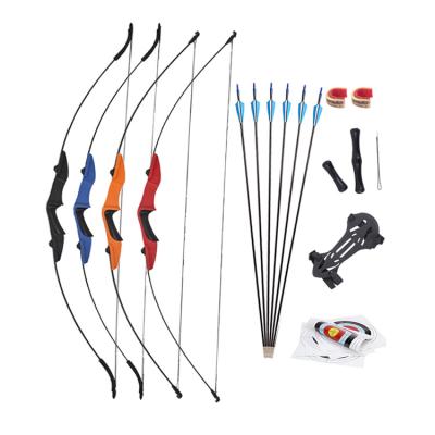 China Hunting Archery Youth 20 30 40 Pound CS Archery Set Target Recurve Bow Archery for sale