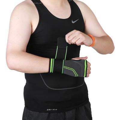 China Breathable And Adjustable High Elastic Pressurized Bandage Fitness Wrist Palm Support Powerlifting Gym Palm Pad Protector for sale