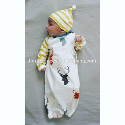 China Christmas Baby Sleeping Bag Reindeer Print Sleeping Bag Anti-pilling Winter Baby Wrap Covering Envelope With Hat for sale