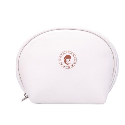 China Fashoion Half Moon Saffiano White Leather Women Cosmetic Bag for sale