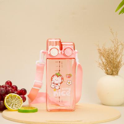 China 2023 Cartoon Good Quality Wholesale 2 Heads Customized Cute Water Bottle With Belt Kids Plastic Water Bottle for sale