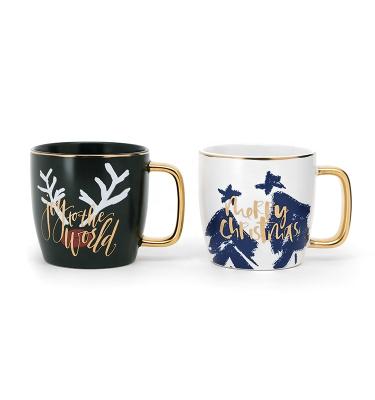 China Best Sustainable Selling Ceramic Coffee Mug Porcelain Christmas Mug With Real Gold Handle for sale