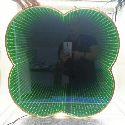 China 3D Infinity Mirror Art Design LED Tunnel Magnifying Decorative Mirror for sale