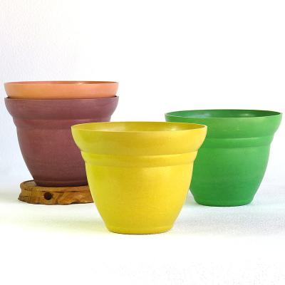 China Minimalist Green Radish Potted Plant Fiber Garden Planting Flowers Thickened Biodegradable Flowerpot for sale