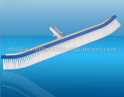 Chine Brosse supplémentaire d'accessoires de piscine de Longers avec les biens en aluminium de poignée à vendre