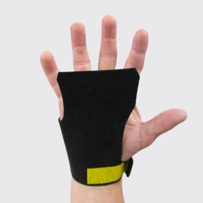 China Durable Microfiber Pull Ups Victory Grip Extra Cross Training Weightlifting Fitness Glove Half Palm Protection Crossfit WODs for sale