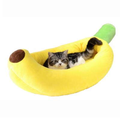 China Detachable Washable Cat Sofa Bed Custom Cat Pet Banana Viable Nest Cushions Dog Beds for sale