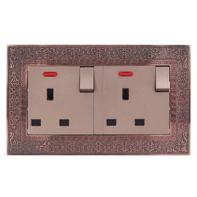 China Easy Installation 13A Power Wall Socket UK Double Socket 2 USB Ports Wall Sockets And Switches for sale