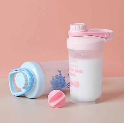 China Sustainable Plastic Sport Shaker Protein Bottle 500ml BPA Free Milk Gym Water Bottle for sale