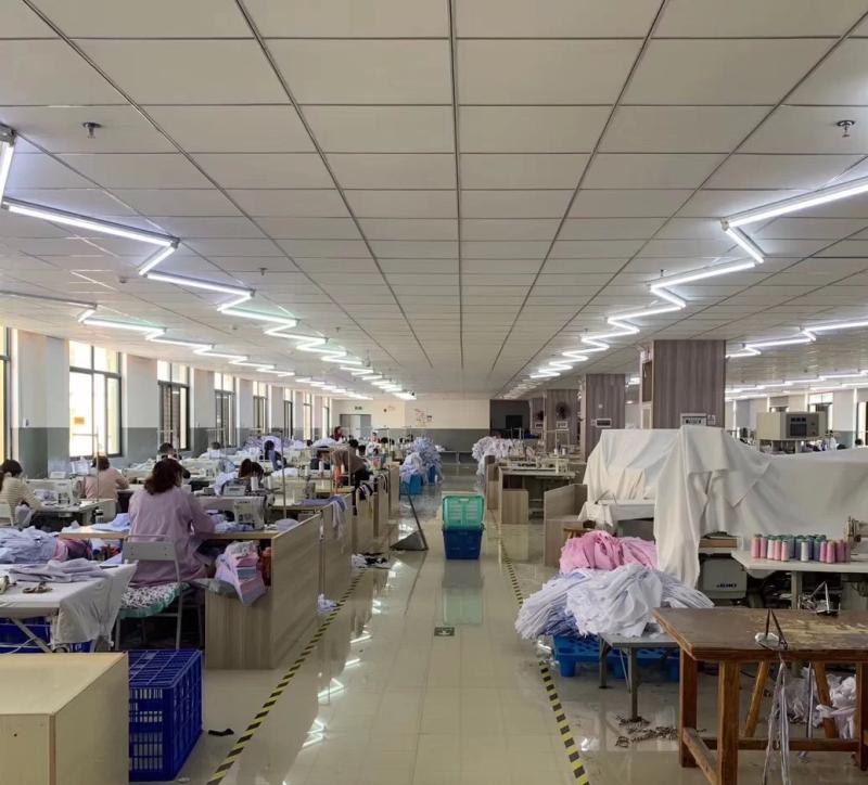 Verified China supplier - Yiwu Tuojia Clothing Co., Ltd.