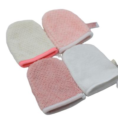 China Soft Washable Microfiber Makeup Remover Glove With Customized Label for sale