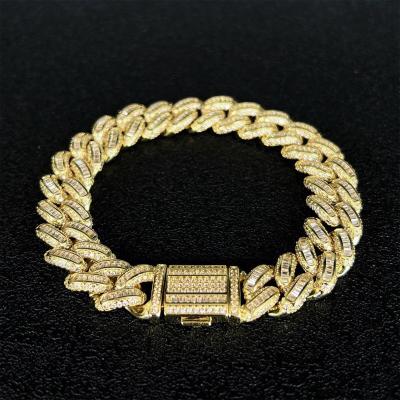 China High Quallity New Design 925 Sterling Silver VVS Moissanite Cuban Link Chain Bracelet for sale