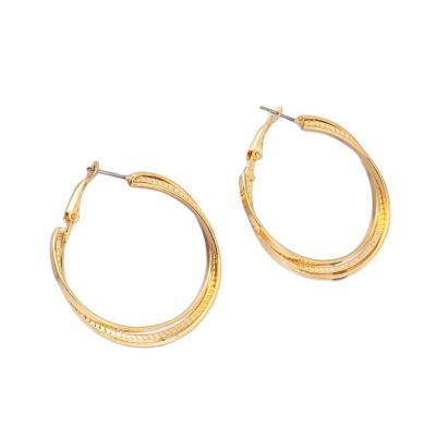 China New Trendy Fashion Jewelry Gold Plated Twisted Circle Earrings For Women for sale