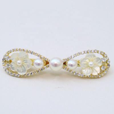 China Fashion Trendy Style Geometry Shape Hairpin With Freshwater Pearl Hair Clip Beautiful Zircon For Christmas Gift for sale