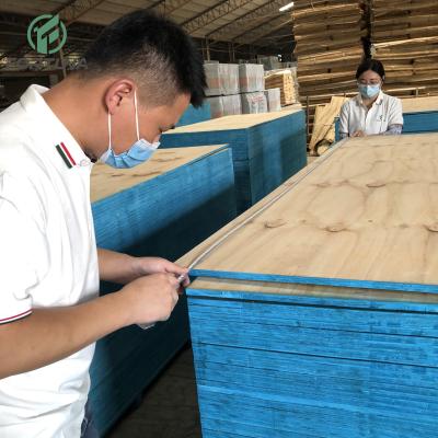 China Raincoat ; Competitive Price High Quality18mm Cdx Pine Plywood 12mm Cheap Waterproof 15mm Pine Plywood For Construction for sale