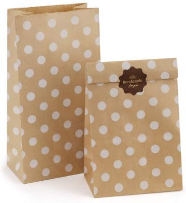 China Recyclable Brown Theme Candy Bag White Polka Dot Square Kraft Paper Wrapping Paper Bag for sale