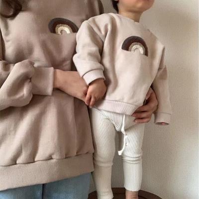 China Anti-Pilling Mommy and Me New Outfits Girls Boys Outfits Cute Family Matching Outfits Clothes Loose Letters Toddler Women Tops for sale