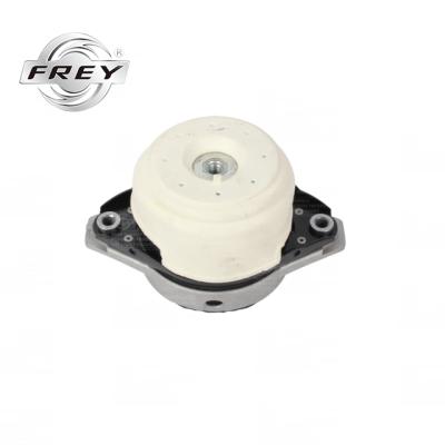 China Frey Long Warranty For Mercedes Benz W166 X166 4-MATIC OE A1662405817 1662405817 Part Engine Mount 17.3*15.3*13.3 for sale