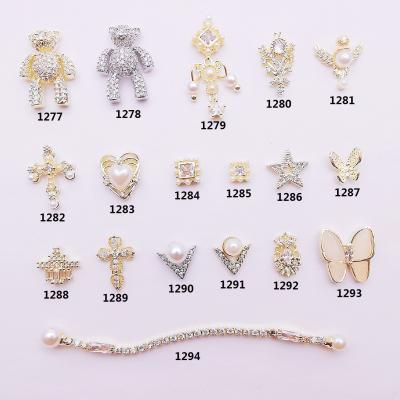 China Luxury Nail D Nail Jewelry Manufacturers Supply Alloy Zircon Diamond Bear Butterfly Nail Art Decorations for sale