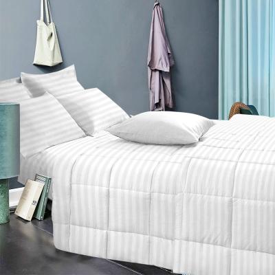 China Anti-Static Can Be 2022 Customized Embossed Stripe Lightweight Down Alternative Microfiber Comforter Set for sale