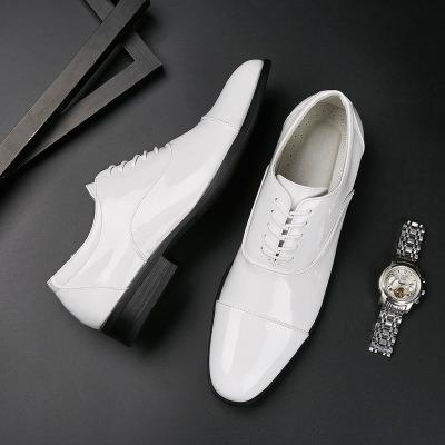 China New Fashion Flat All Seasons Fashion White Leather Men's Stylish Work Shoes for sale