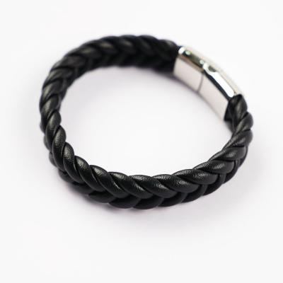 China 2022 wholesales punk black genuine leather bracelet for men braided leather cuff clasp bracelet magnetic bracelet for sale