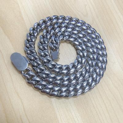 China TRENDY Custom Button Color Stainless Steel Cuban Link Silver Chain for sale