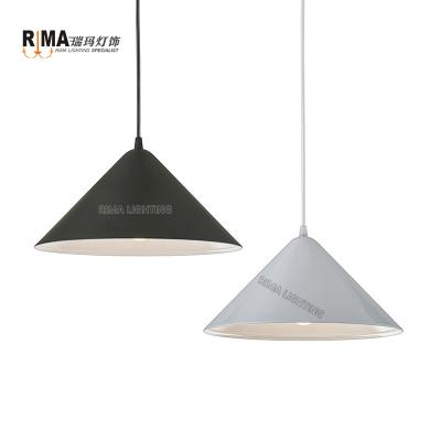 China Unique China Factory Art Modern Price White Triangle Iron Indoor/Black Hanging Pendant Lamps Light For Restaurant for sale