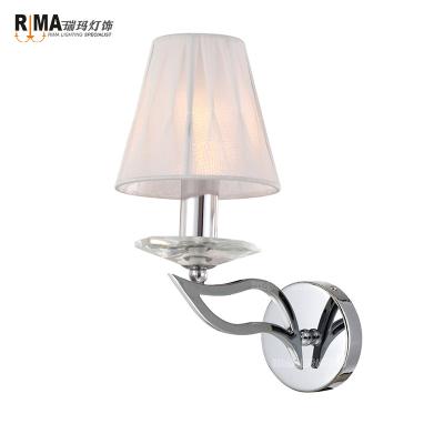 China Zhongshan factory price fabric chrome iron metal wall light E14 contemporary white indoor wall lamp for hotel for sale