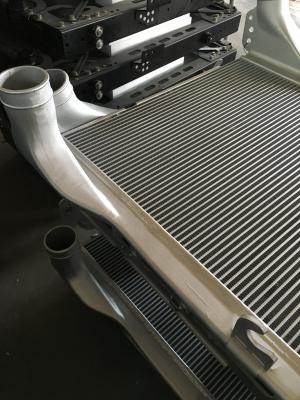 China Van het de buis automobielwater van aluminium hoge prestaties finned koelere radiator Te koop