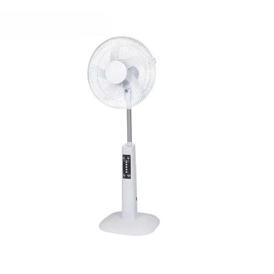 China 16'' Outdoor Solar Powered Fan 5 Blades Rechargeable 9V 25W 50 / 60Hz Energy Easy for sale