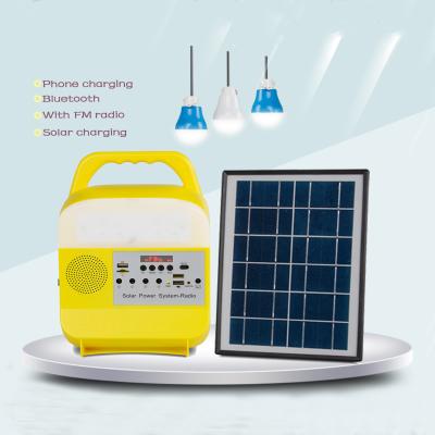 China 8000mah Battery Portable Solar Bulbs 5W 6V For Home Lighting for sale