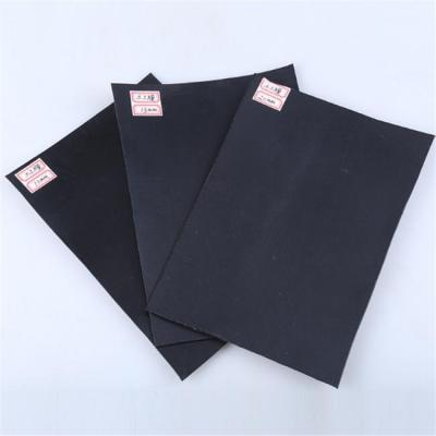 China 0.5mm 0.75mm 1.0mm 1.5mm Geomembranas Modern Soft Pond Liner Fish Farm Pond Liner HDPE Geomembrane 2.0mm for sale