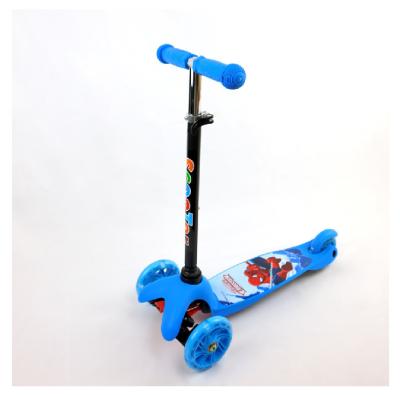 China New Blue Outdoor Folding Scooter 3 Handle Folding Scooter Double Wheel Kids Durable Type Scooter for sale