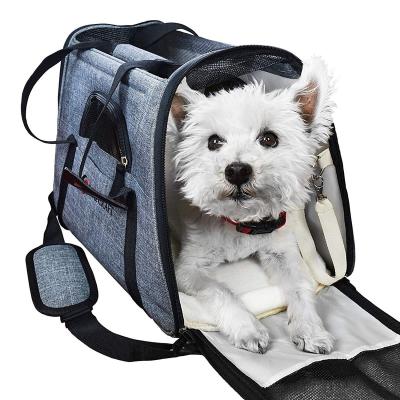 China Custom Foldable Multi Function Portable Travel Function Washable Pet Carrier Lockable Zippers Cat Dog Pet Carriers Security Bag for sale