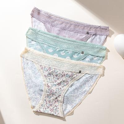 China OEM&ODM Breathable Comfortable Lace Panties For Girls Mid Rise Printed Bikini Panties For Women for sale