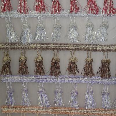 China Eco-friendly handmade long tassel fringe for curtain and bag for sale