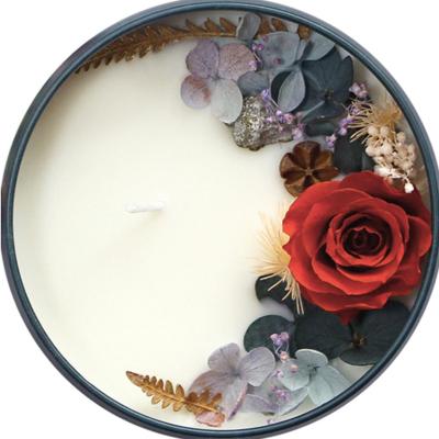 China Decorative Travel Soy Scented Wedding Dried Flower Candles Custom Christmas Candles Scented Candle Luxury Aluminum Tin for sale