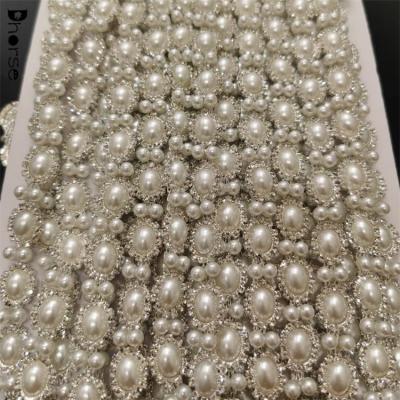 China Hot Sales Flatback Like White Silver Pearl Chains Shiny Rhinestone Trim for sale