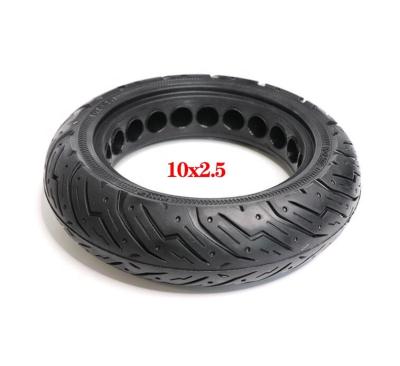 China Electric scooters 10x2.5 cavity honeycomb solid tire fit for Ninebot G30 MAX Electric Scooter 60/70-6.5 explosion-proof tire replace parts for sale